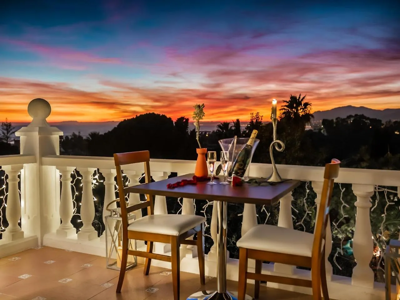 Jazmines & Moras Boutique Villa Marbella 3*,  España